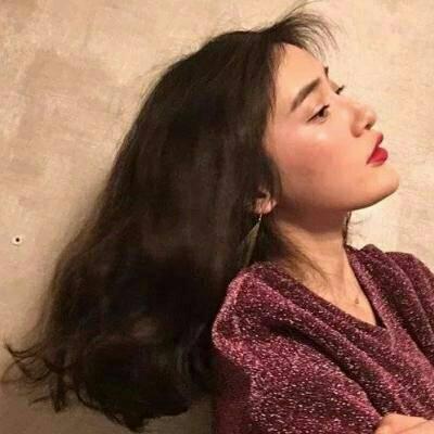 女生酷酷的高清头像合集 33张好看的酷感女生头像