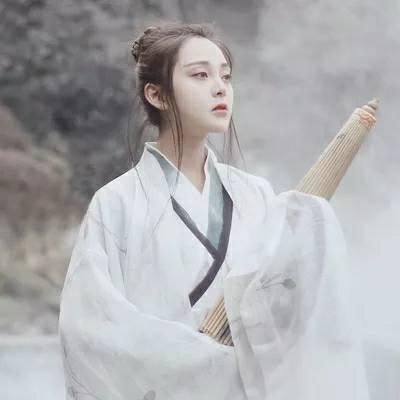 24张古风氛围感女生头像 清纯唯美还自带意境感