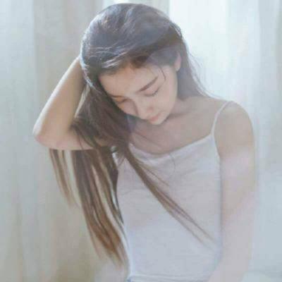 微信女生真实头像 25张高清撩人真人女生头像合集