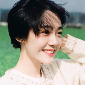 28张清新爱笑女生气质头像 高清质感小清新风格