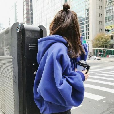 17张高清唯美女生背影头像 适合当头像的氛围感美图
