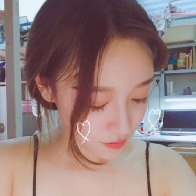 29张高清成熟气质女生头像 适合微信用的真人好看头像