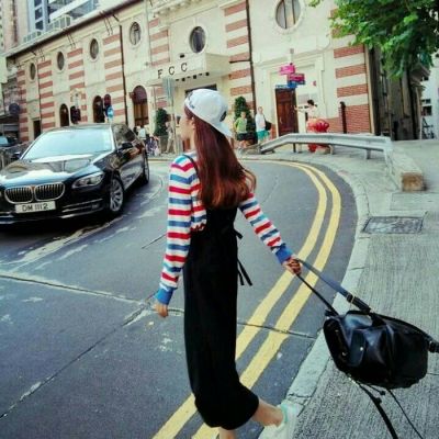 微信头像背影女生气质清新款 22张合集
