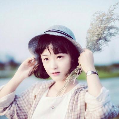 13张高清文艺森女头像合集 氛围感拉满