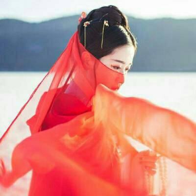 18张高清真人古风红衣女生QQ头像合集