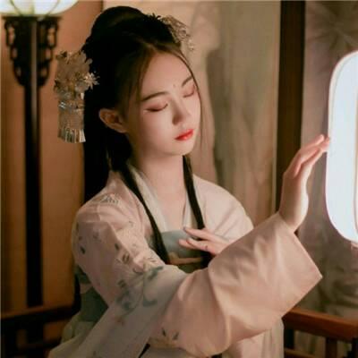7张超有感觉的古风意境女生头像 高清质感拉满
