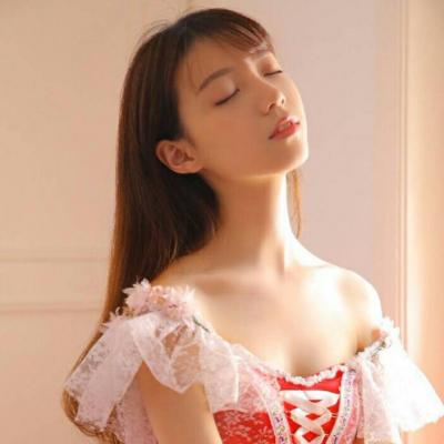 21张高清清纯女生头像 氛围感拉满的唯美头像合集