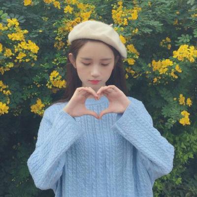 21张高清清纯女生头像 氛围感拉满的唯美头像合集