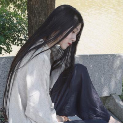 24张高清淡雅古风女生头像，氛围感拉满