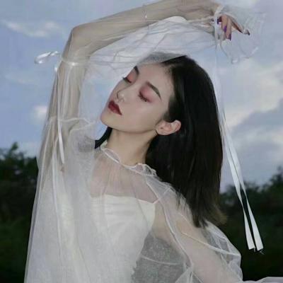 21张氛围感拉满！成熟女生忧郁眼神头像合集