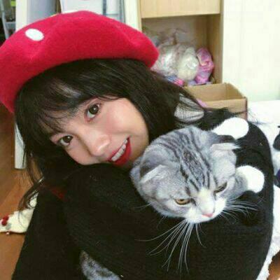 34张高清意境感女生头像合集 氛围感拉满的女生头像素材