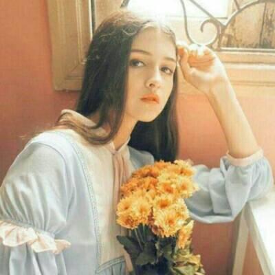 33张高清欧美个性女生头像 氛围感直接拉满