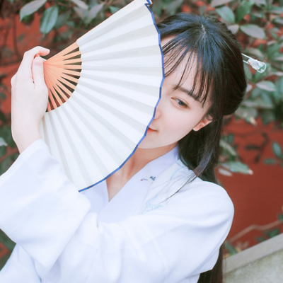 清纯气质女生头像合集 24张高清好看的清纯美女头像