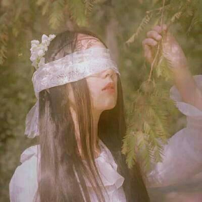 16张高清清纯唯美女生头像合集