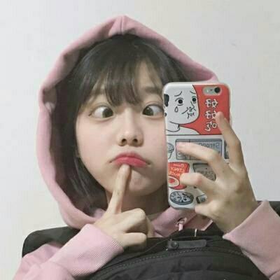 31张高清嘟嘴可爱女生头像 快存来当头像