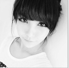 24张女生非主流黑白头像图合集