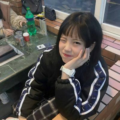 19张高清可爱小姐姐头像图 女生头像合集