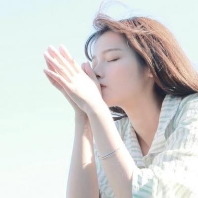 24张高清小清新文艺范女生头像 氛围感拉满