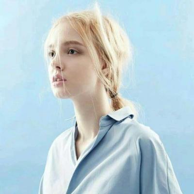 21张高清欧美伤感女生头像 个性氛围感拉满