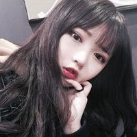 16张淡雅红唇女生QQ头像 氛围感拉满