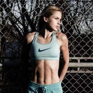 16张高清意境感女生身材头像 唯美氛围感拉满