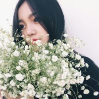 女生手捧花清新头像合集 共18张