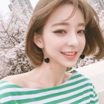 9张高清好看的露肩女生头像 美女露肩头像合集