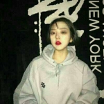 9张自带女王气场的非主流女生头像