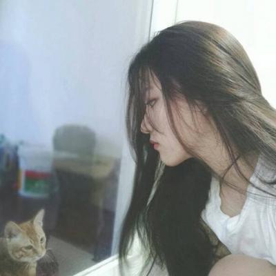 35张高清简约气质女生QQ头像 直接拿去用