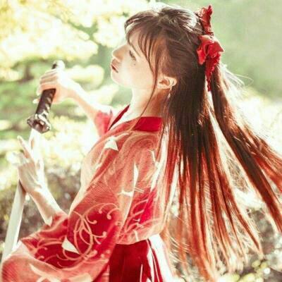 14张高清红衣霸气古风女生真人头像合集