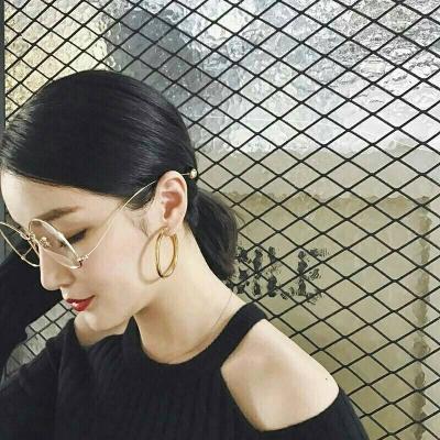 33张高清高冷黑暗系女生头像合集