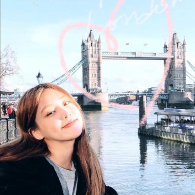 36张高清可爱萌系美女头像 软妹氛围感拉满