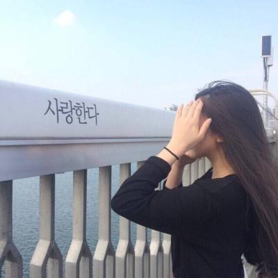 18张高清好看的女生唯美背影微信头像合集