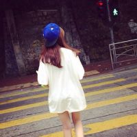 36张氛围感拉满的QQ女生全身头像 时尚又接地气的美女头像合集