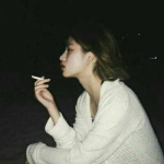女生抽烟伤感霸气头像合集 12张高清图分享
