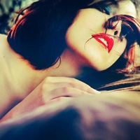 18张霸气红唇女生头像合集 又美又飒超吸睛