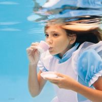 24张女生水中伤感唯美头像 适合做QQ头像的水下女孩素材