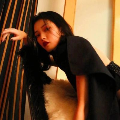 18张高清霸气高冷女生微信头像 直接用超合适