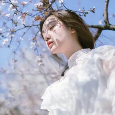 10张气质绝佳的高清美女头像 适合当头像用