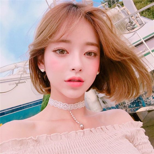 23张高清女生微信头像图 直接用不踩雷