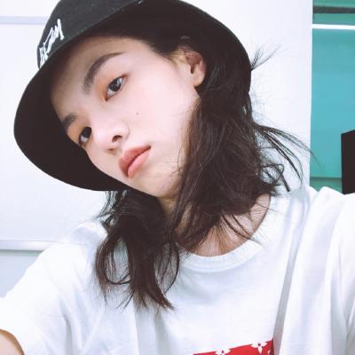 18张高清霸气高冷女生微信头像 直接用超合适