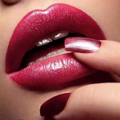 21张高清霸气款！女生性感嘴唇微信头像合集