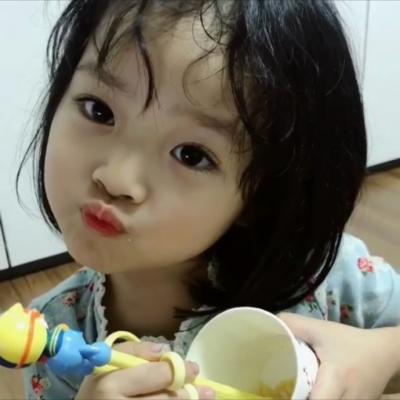 权律二高清可爱头像合集 喜欢这个小丫头的看过来