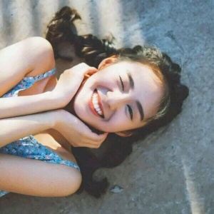 28张清新爱笑女生气质头像 高清质感小清新风格