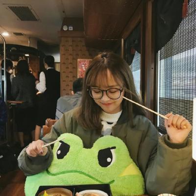 可爱女生微信头像 高清好看的27张女孩头像合集