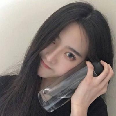 35张高清简约气质女生QQ头像 直接拿去用