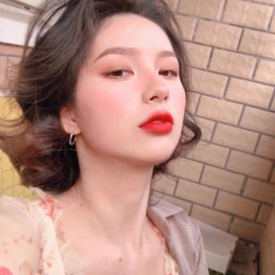 35张高清个性女生微信头像 好看的小姐姐头像合集