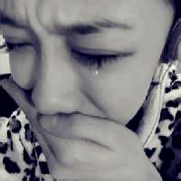 22张超有氛围感的伤心美女头像 哭到让人心疼的女生头像合集