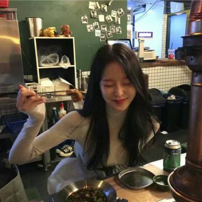 33张高清时尚萌系女生头像合集