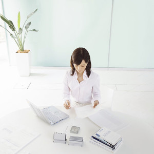 25张高清气质职业女性头像 精致高端职场形象照合集